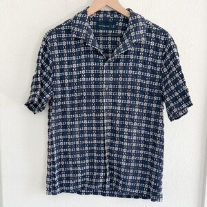 Abercrombie & Fitch Camp Collar Seersucker Embroidered Shirt Button Down XS